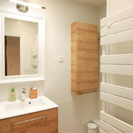 Le Nid Des Тулуза