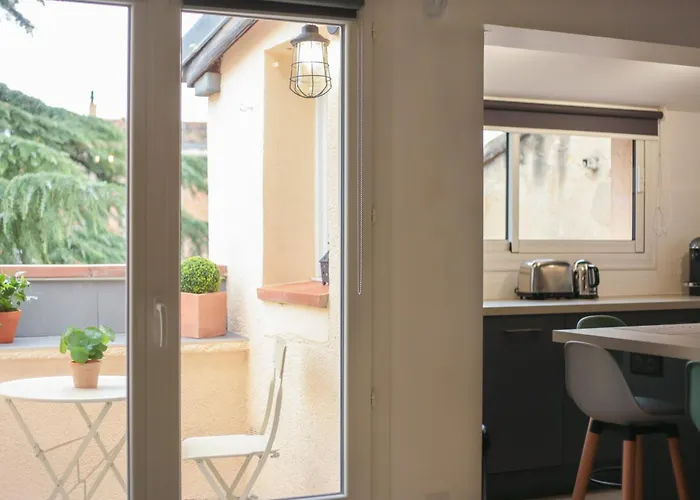 Le Nid Des Апартаменты *