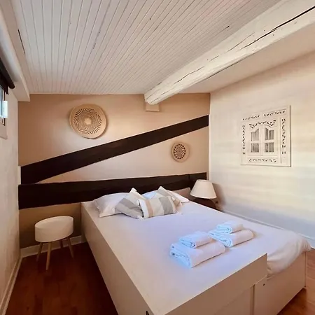 Le Nid Des * Τουλούζη